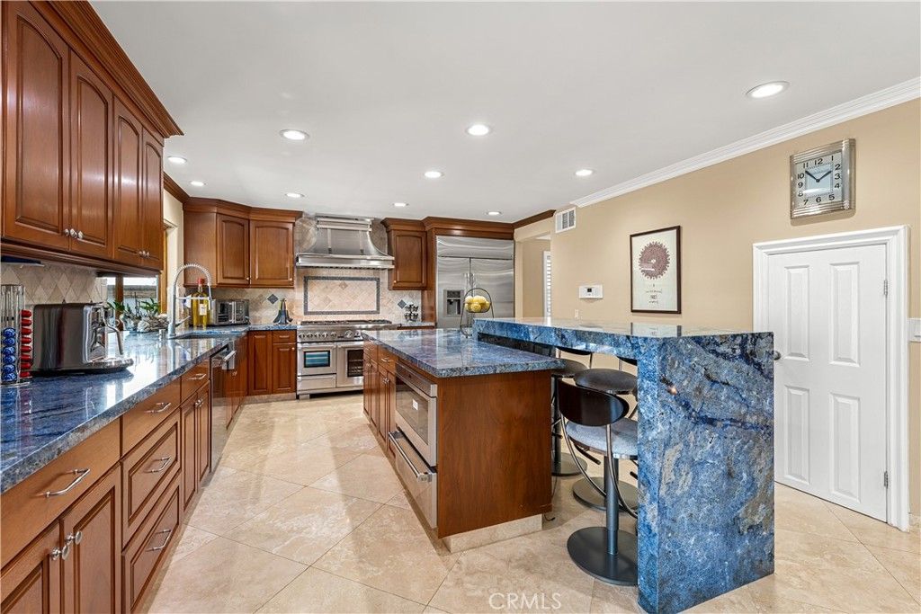 6865 E Georgetown, Anaheim Hills, CA 92807 — photo 5