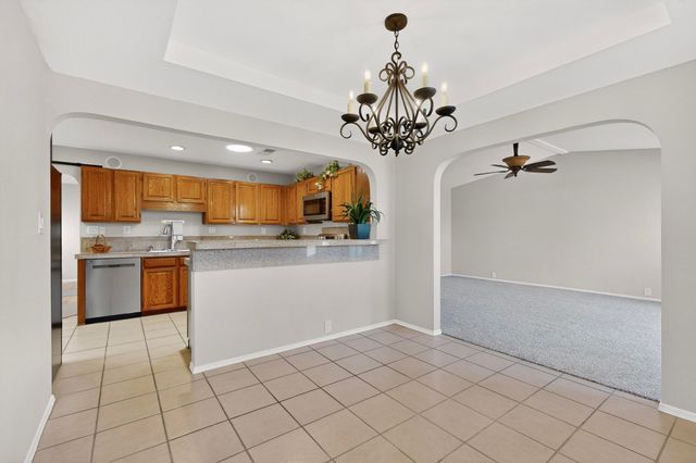 5523 Vista Sandia NE, Albuquerque, NM 87122