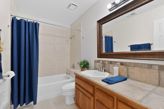 5523 Vista Sandia NE, Albuquerque, NM 87122