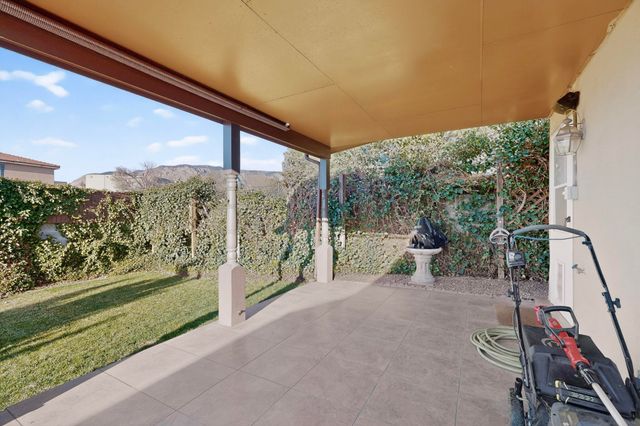 5523 Vista Sandia NE, Albuquerque, NM 87122