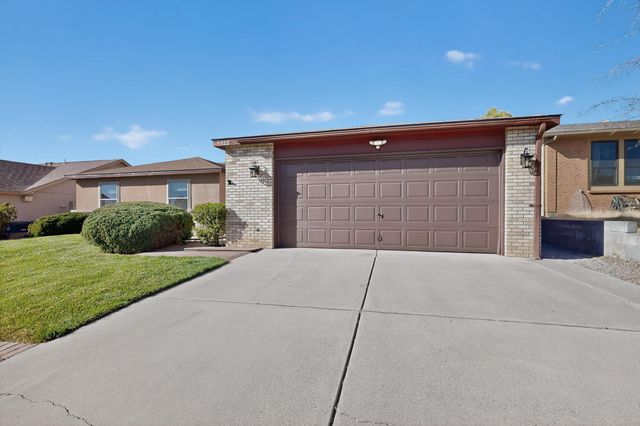 5523 Vista Sandia NE, Albuquerque, NM 87122