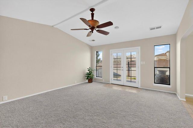 5523 Vista Sandia NE, Albuquerque, NM 87122