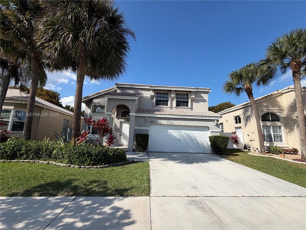 15871 NW 14th Rd, Pembroke Pines, FL 33028
