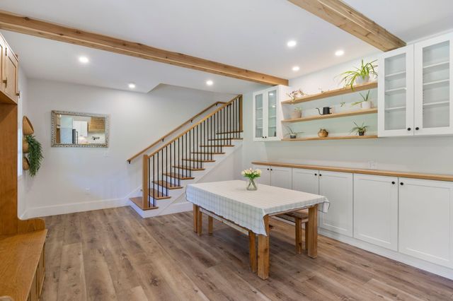 42 Old Centre Road, Deerfield, NH 03037