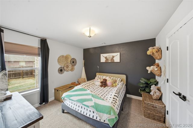 8442 Spring Creek Court, Claremore, OK 74019