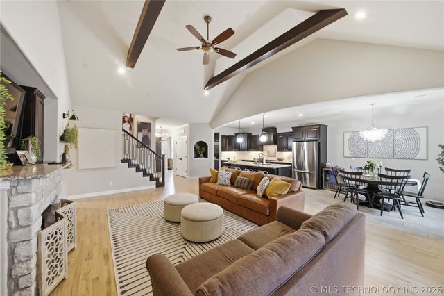 8442 Spring Creek Court, Claremore, OK 74019