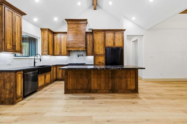 589 Big Buck Drive, Moscow, TX 75960