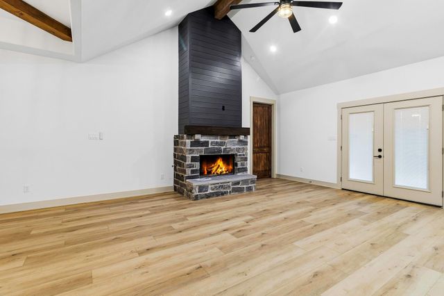 589 Big Buck Drive, Moscow, TX 75960