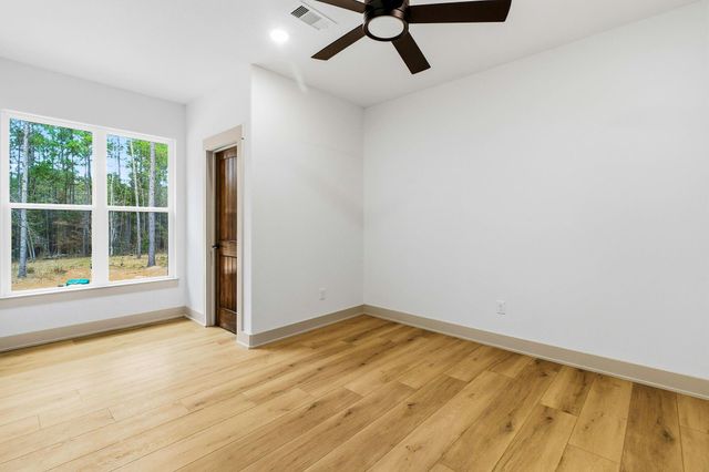 589 Big Buck Drive, Moscow, TX 75960