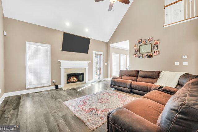 107 Crown Springs Drive, Mcdonough, GA 30252