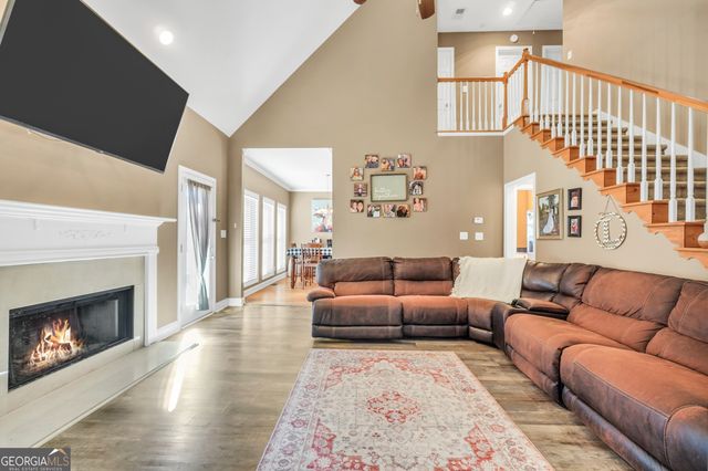 107 Crown Springs Drive, Mcdonough, GA 30252