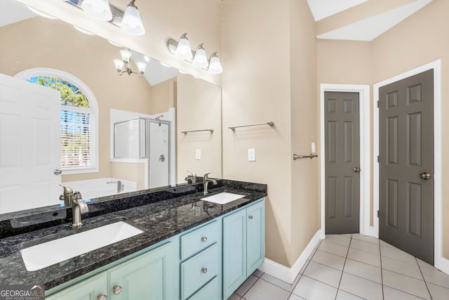 107 Crown Springs Drive, Mcdonough, GA 30252