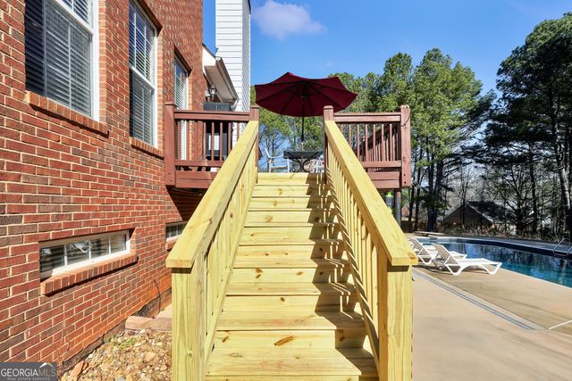 107 Crown Springs Drive, Mcdonough, GA 30252