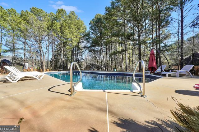 107 Crown Springs Drive, Mcdonough, GA 30252