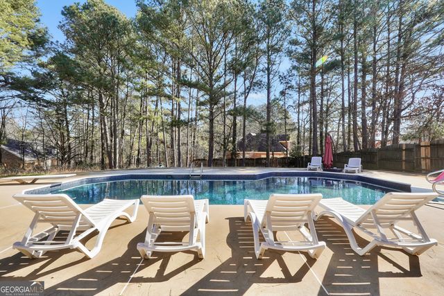 107 Crown Springs Drive, Mcdonough, GA 30252