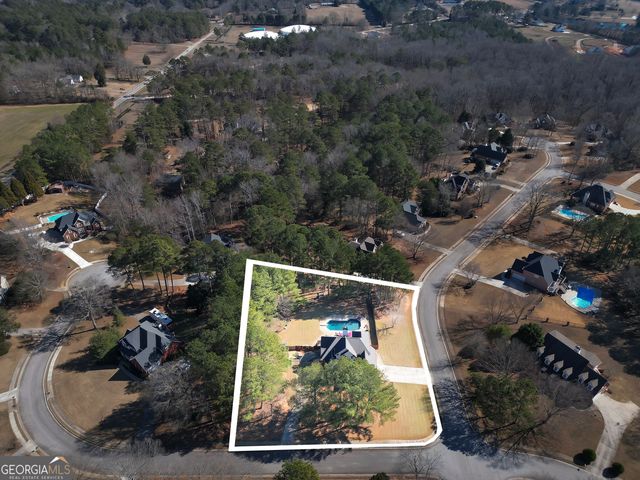 107 Crown Springs Drive, Mcdonough, GA 30252