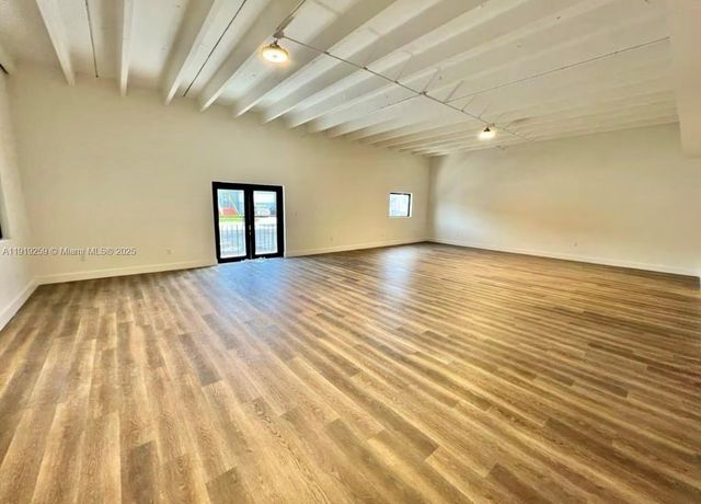 4301 NW 72nd Ave, Miami, FL 33166