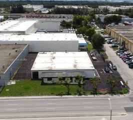 4301 NW 72nd Ave, Miami, FL 33166