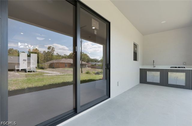 4204 W 3rd ST, Lehigh Acres, FL 33971