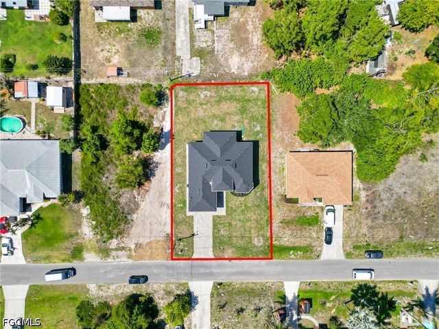 4204 W 3rd ST, Lehigh Acres, FL 33971