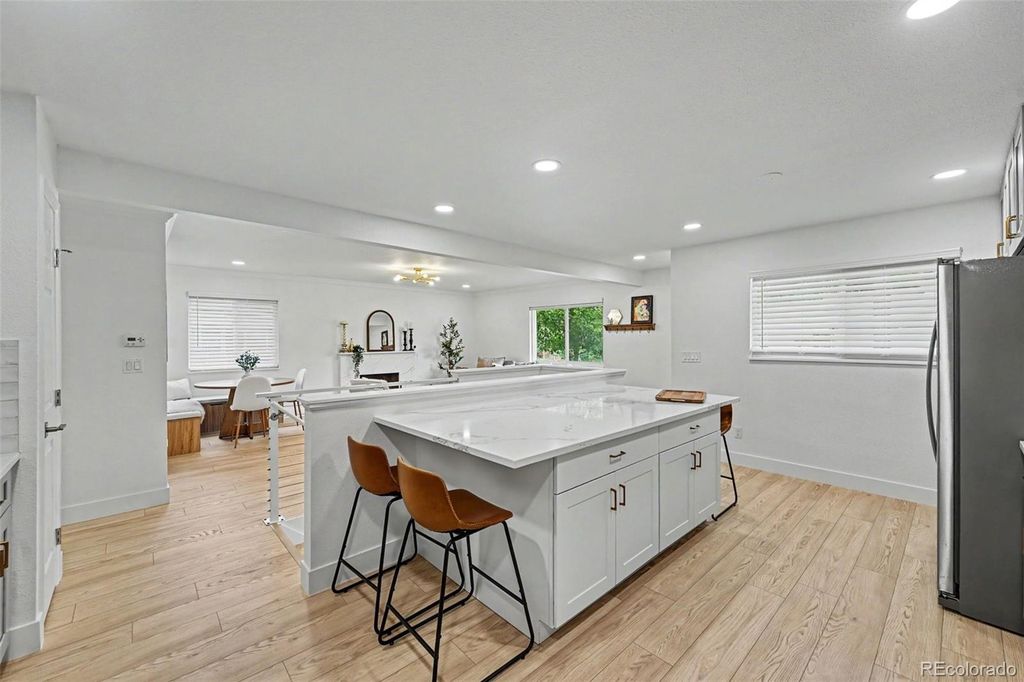 Image 11 of property listing at 4645 Akron Street, Greenwood Village, CO 80111