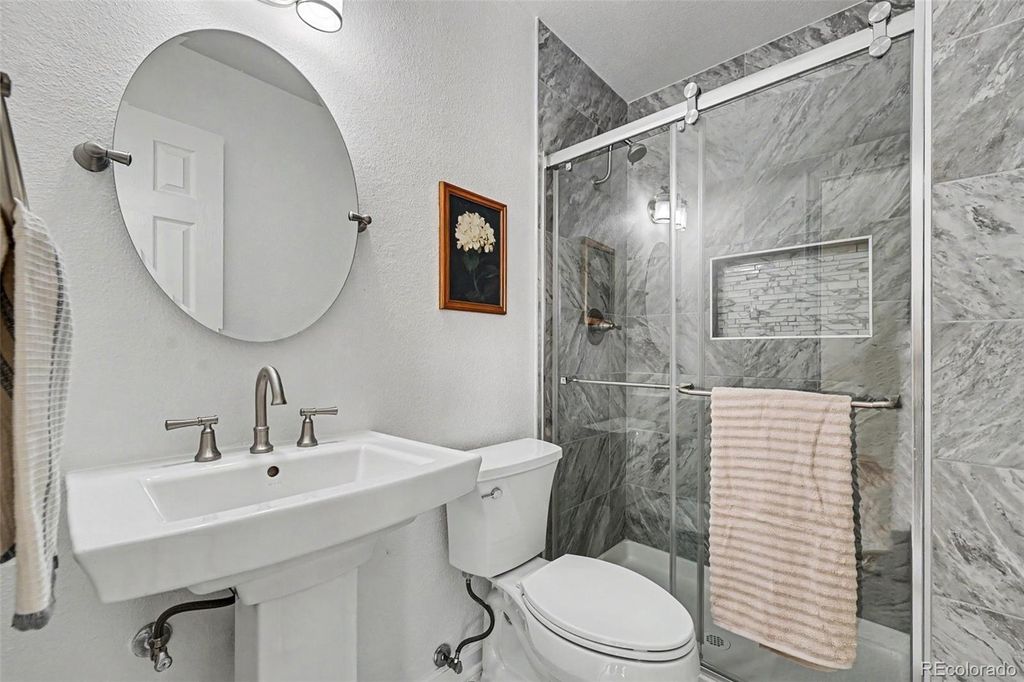 Image 16 of property listing at 4645 Akron Street, Greenwood Village, CO 80111