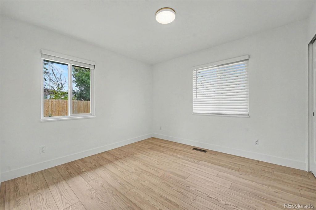 Image 18 of property listing at 4645 Akron Street, Greenwood Village, CO 80111