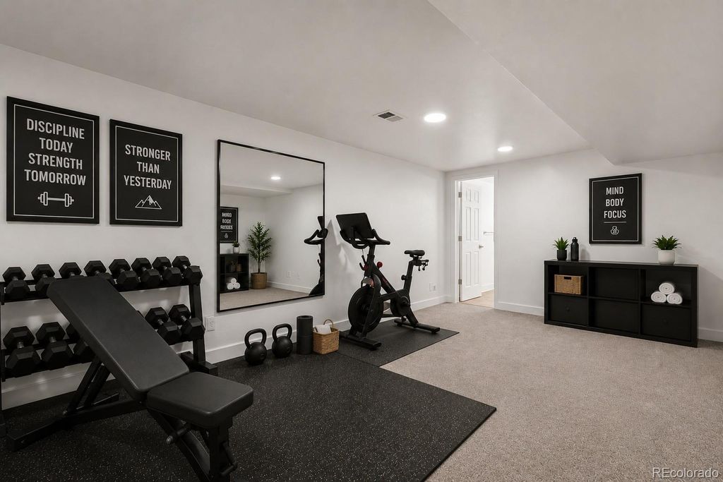 Image 29 of property listing at 4645 Akron Street, Greenwood Village, CO 80111
