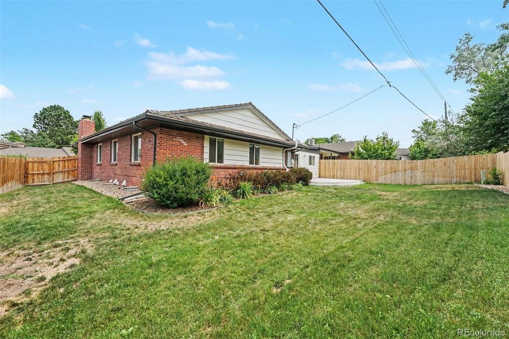 Image 34 of property listing at 4645 Akron Street, Greenwood Village, CO 80111