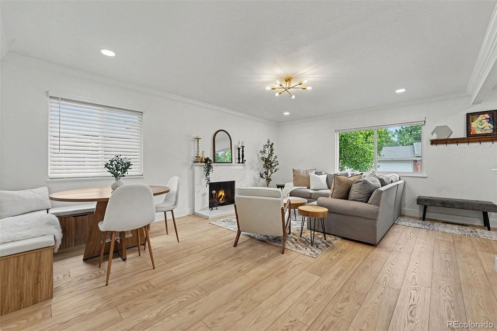 Image 6 of property listing at 4645 Akron Street, Greenwood Village, CO 80111