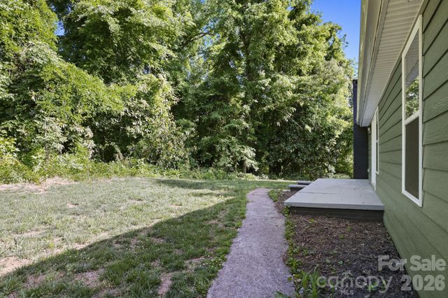 240 E Court Street, Rutherfordton, NC 28139