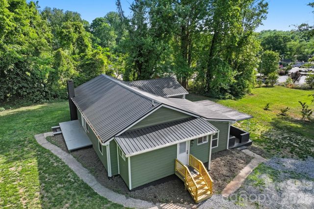 240 E Court Street, Rutherfordton, NC 28139