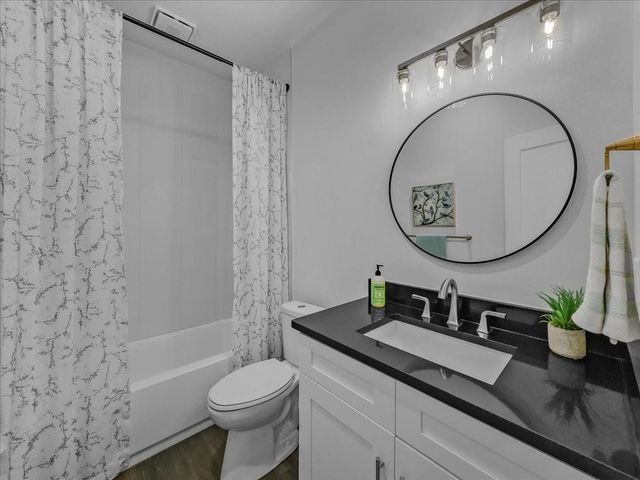 3612 Broken Bow Drive, Granbury, TX 76048