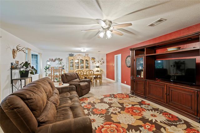 725 Thompson Road, Alvin, TX 77511