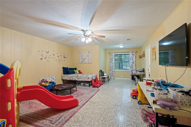 725 Thompson Road, Alvin, TX 77511