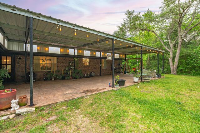 725 Thompson Road, Alvin, TX 77511