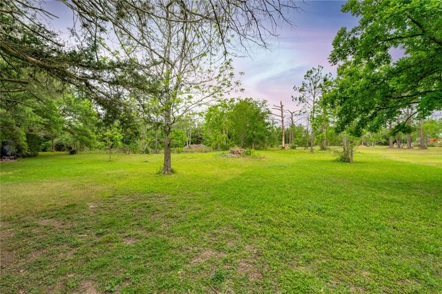 725 Thompson Road, Alvin, TX 77511