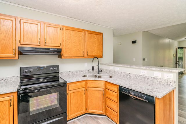 668 Kingsbury Road, Lexington, KY 40509
