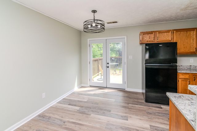 668 Kingsbury Road, Lexington, KY 40509
