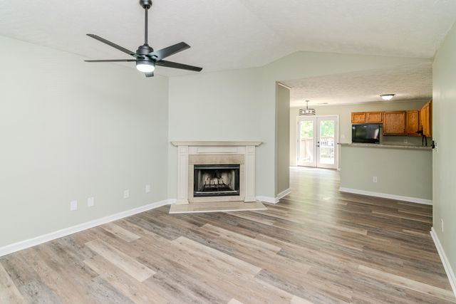 668 Kingsbury Road, Lexington, KY 40509