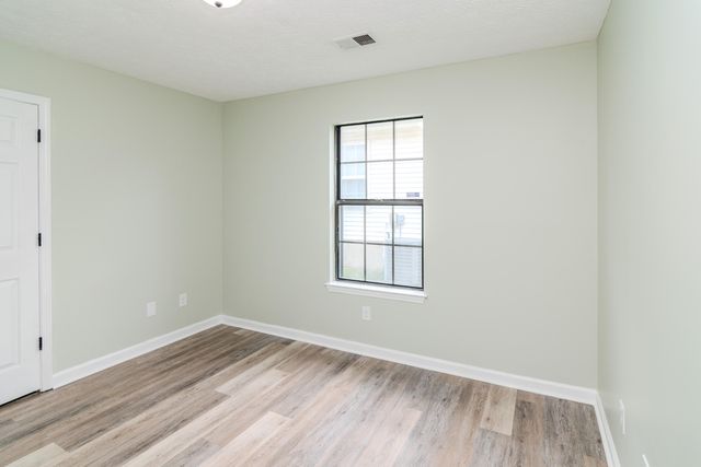 668 Kingsbury Road, Lexington, KY 40509