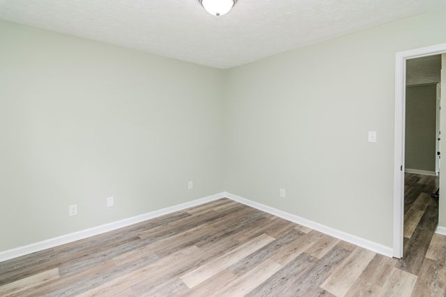 668 Kingsbury Road, Lexington, KY 40509