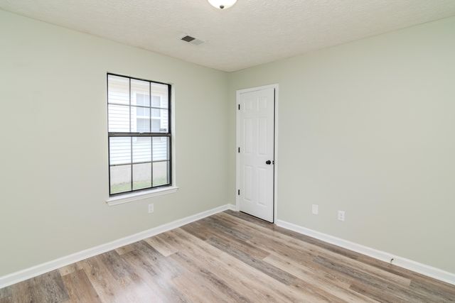 668 Kingsbury Road, Lexington, KY 40509