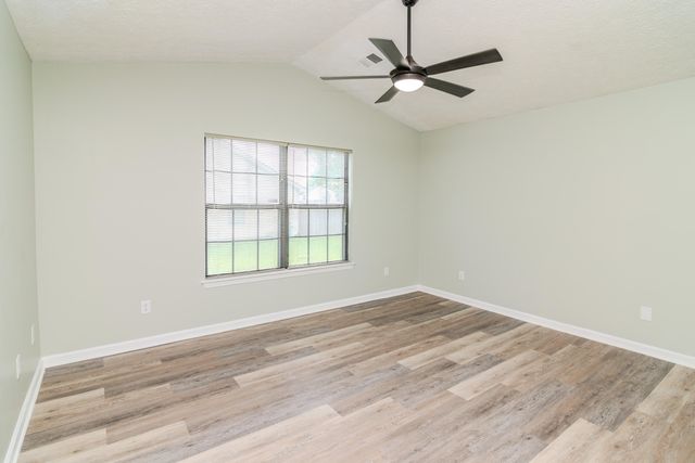 668 Kingsbury Road, Lexington, KY 40509