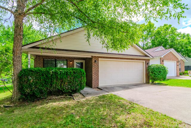 668 Kingsbury Road, Lexington, KY 40509