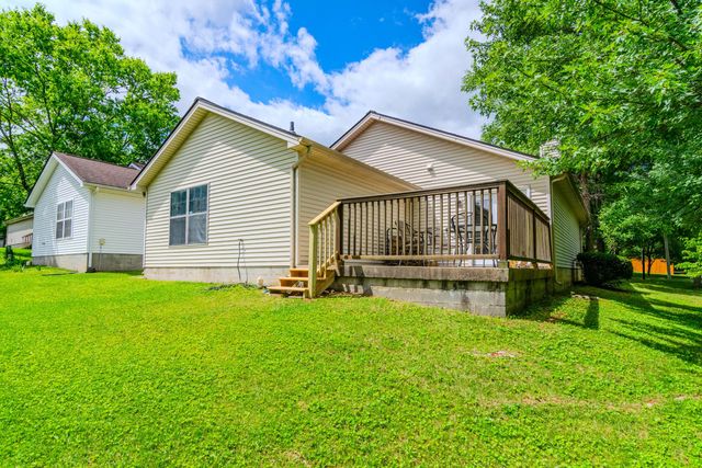 668 Kingsbury Road, Lexington, KY 40509