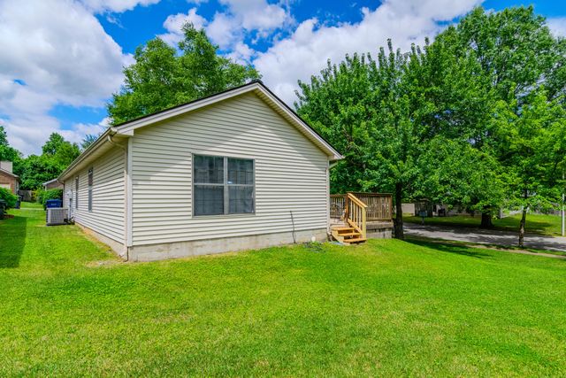 668 Kingsbury Road, Lexington, KY 40509