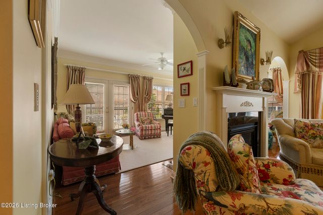 710 Tessin Way, Louisville, KY 40223