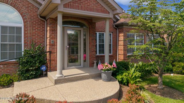 710 Tessin Way, Louisville, KY 40223