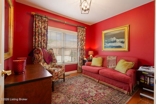 710 Tessin Way, Louisville, KY 40223